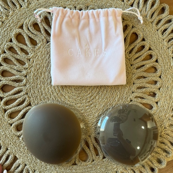 Cakes Body Other - Cakes Silicone Nipple Covers with Pouch
